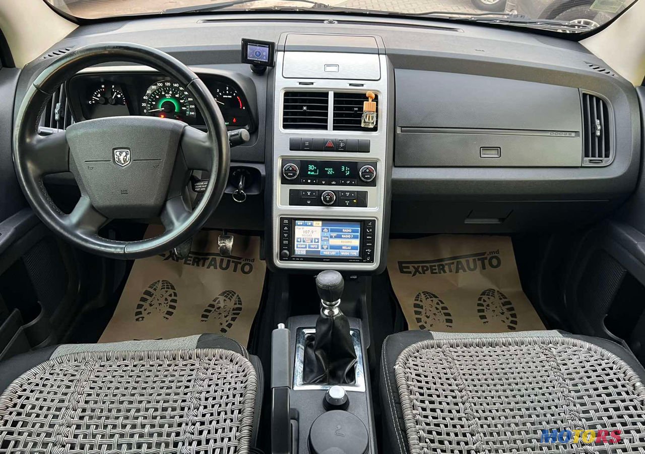 2008' Dodge Journey photo #3