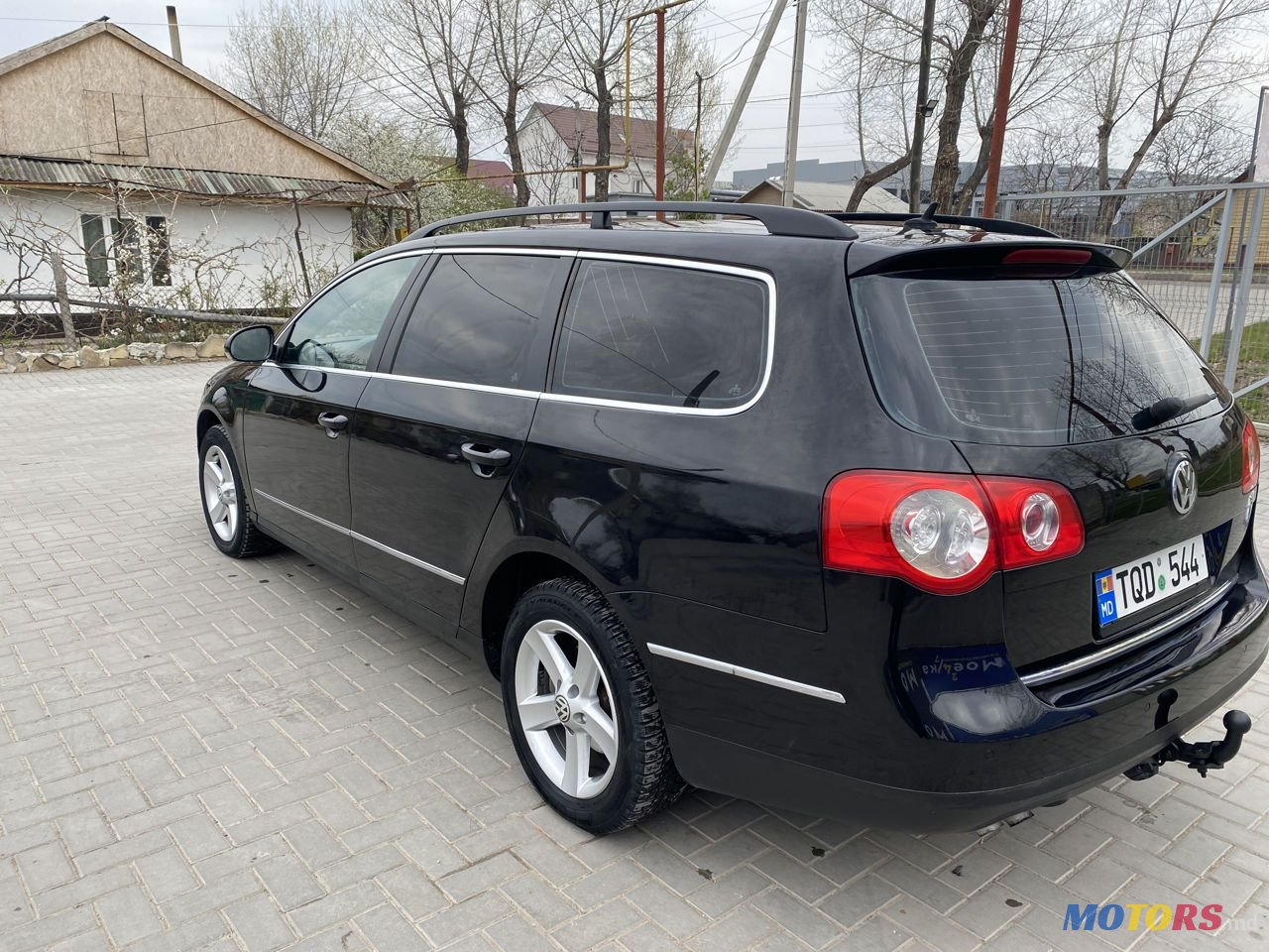 2007' Volkswagen Passat photo #5