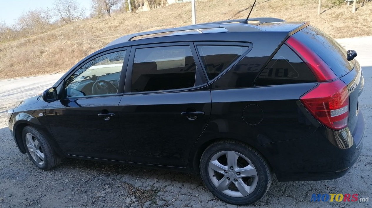 2012' Kia Ceed photo #3