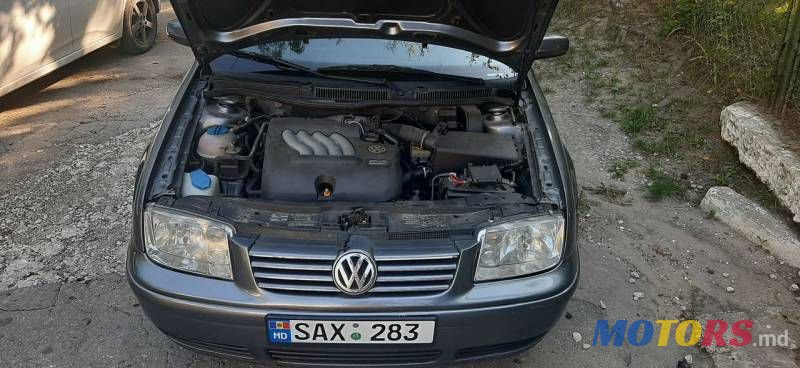 2005' Volkswagen Jetta photo #6