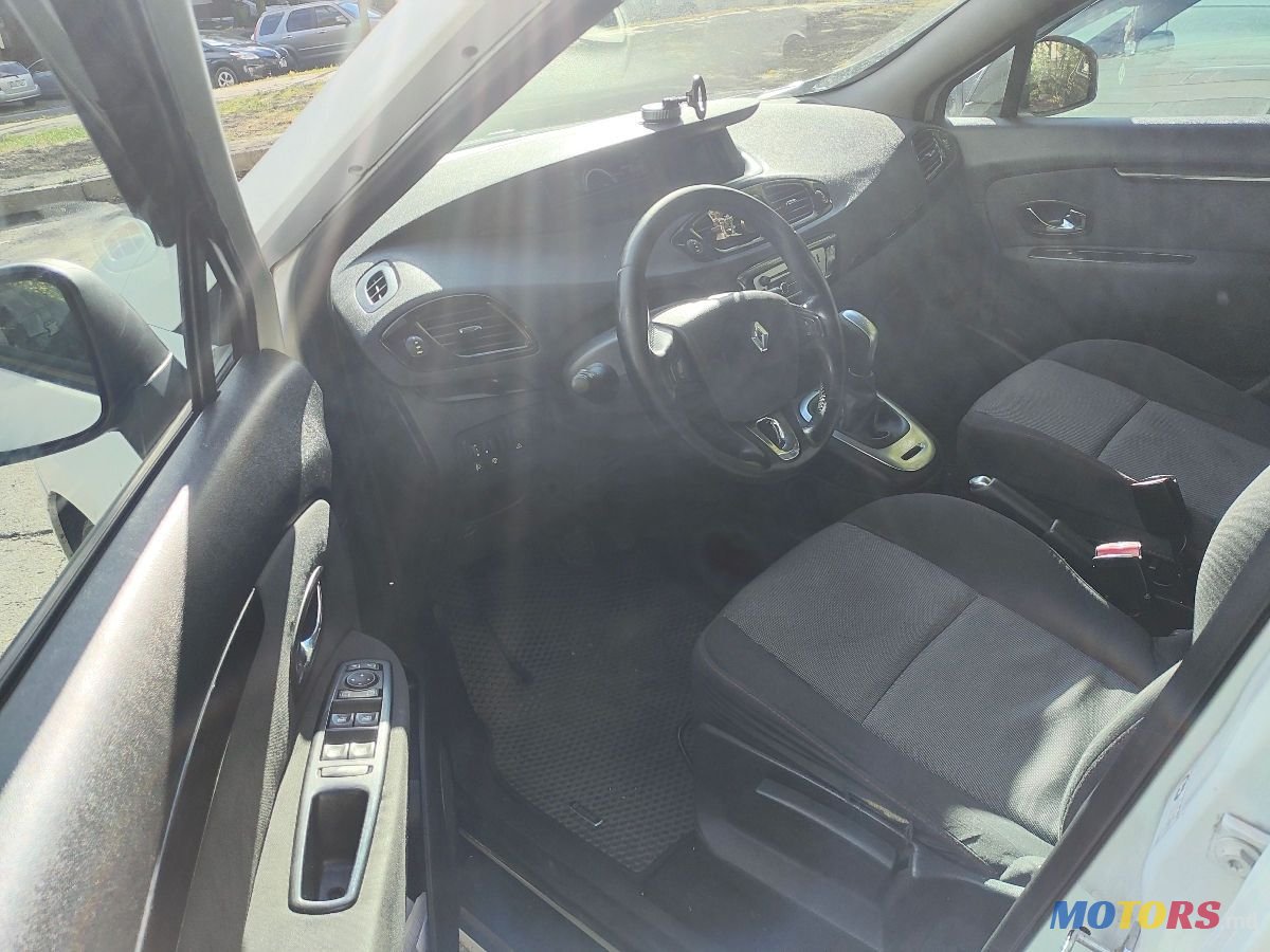 2014' Renault Grand Scenic photo #4