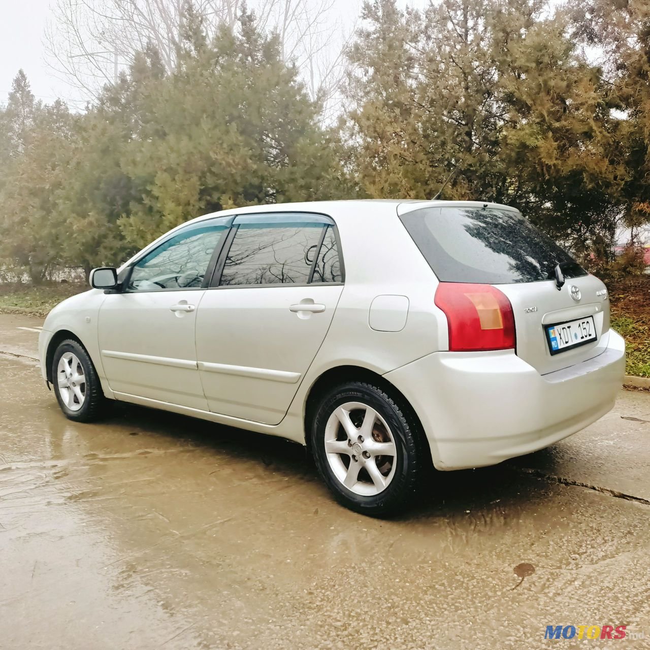 2005' Toyota Corolla photo #2