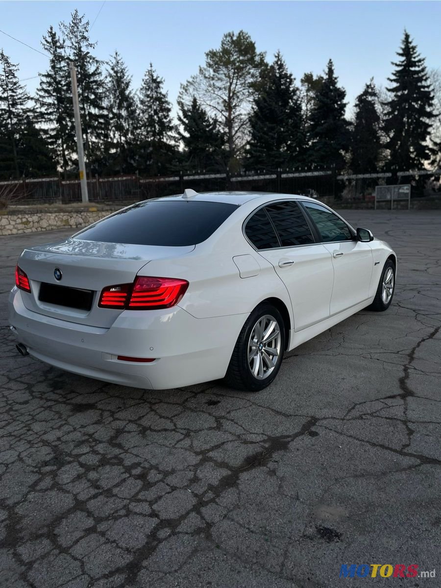 2014' BMW 5 Series photo #2
