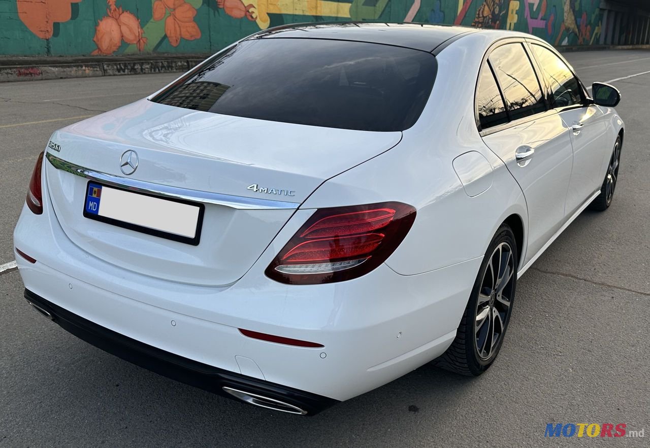 2019' Mercedes-Benz E Класс photo #4