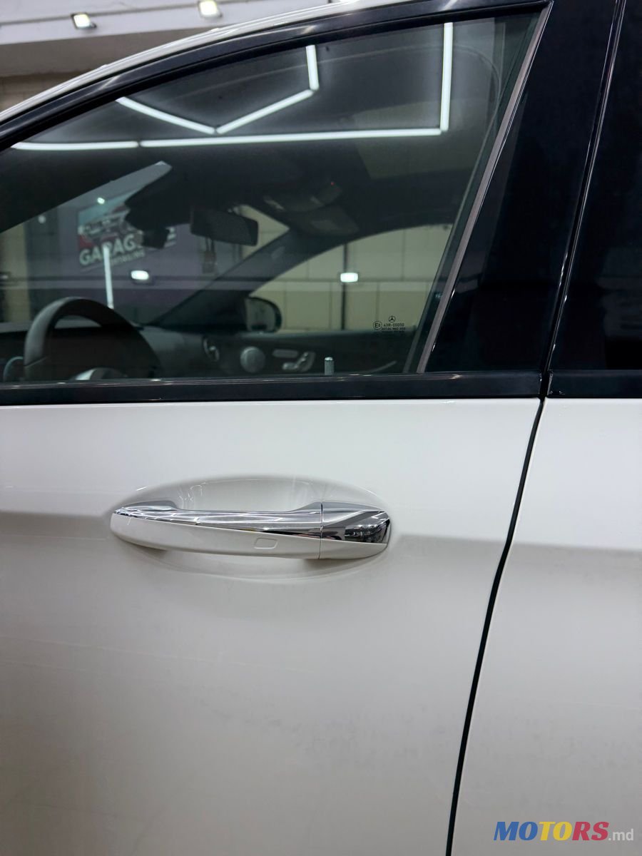 2019' Mercedes-Benz E-Class photo #4