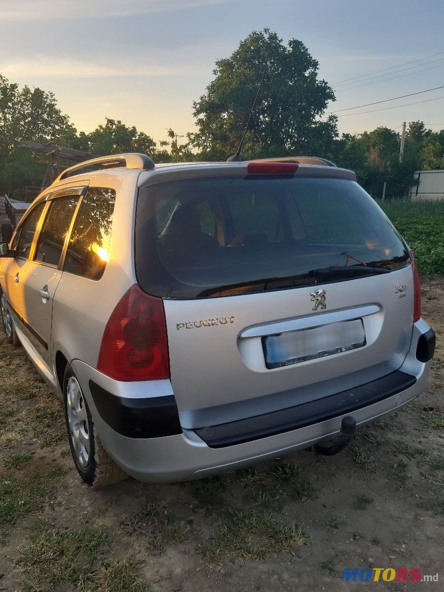2004' Peugeot 307 photo #2