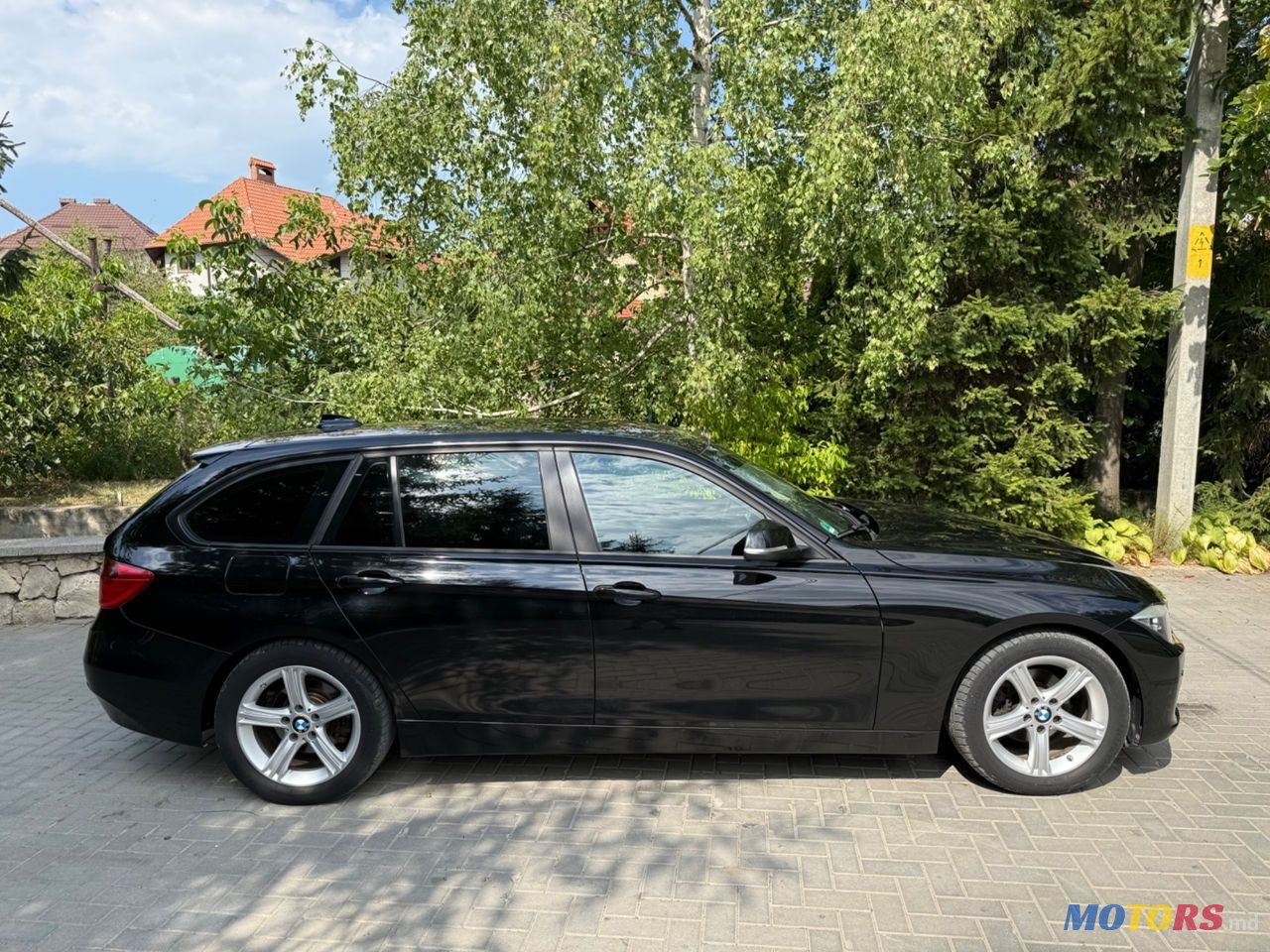 2013' BMW 3 Series photo #1