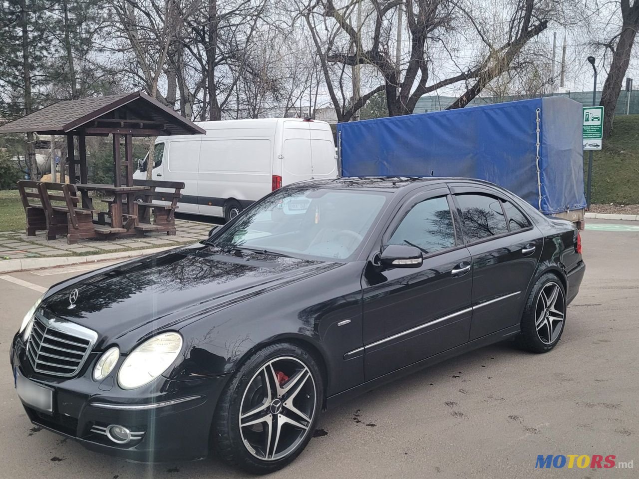 2008' Mercedes-Benz E-Class photo #1