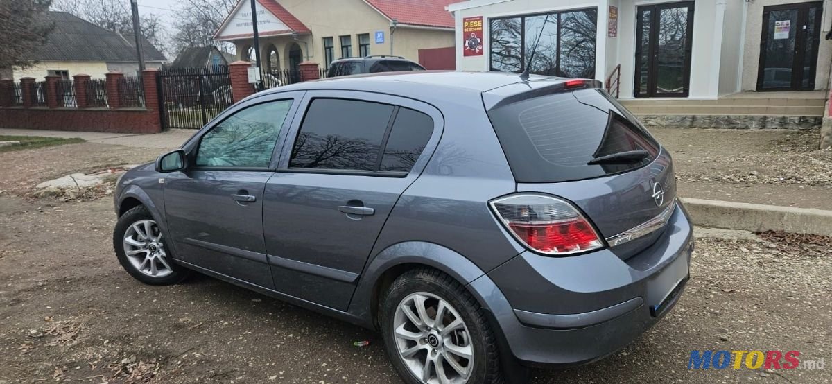 2007' Opel Astra photo #2