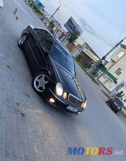 2005' Mercedes-Benz E photo #1