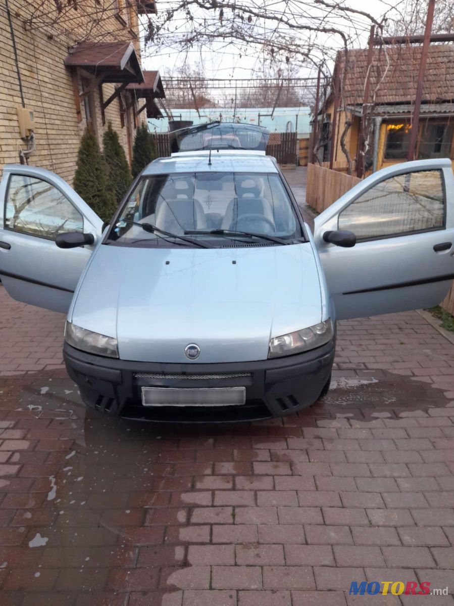 2001' Fiat Punto photo #4