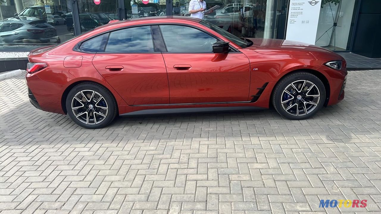 2022' BMW i4 photo #3