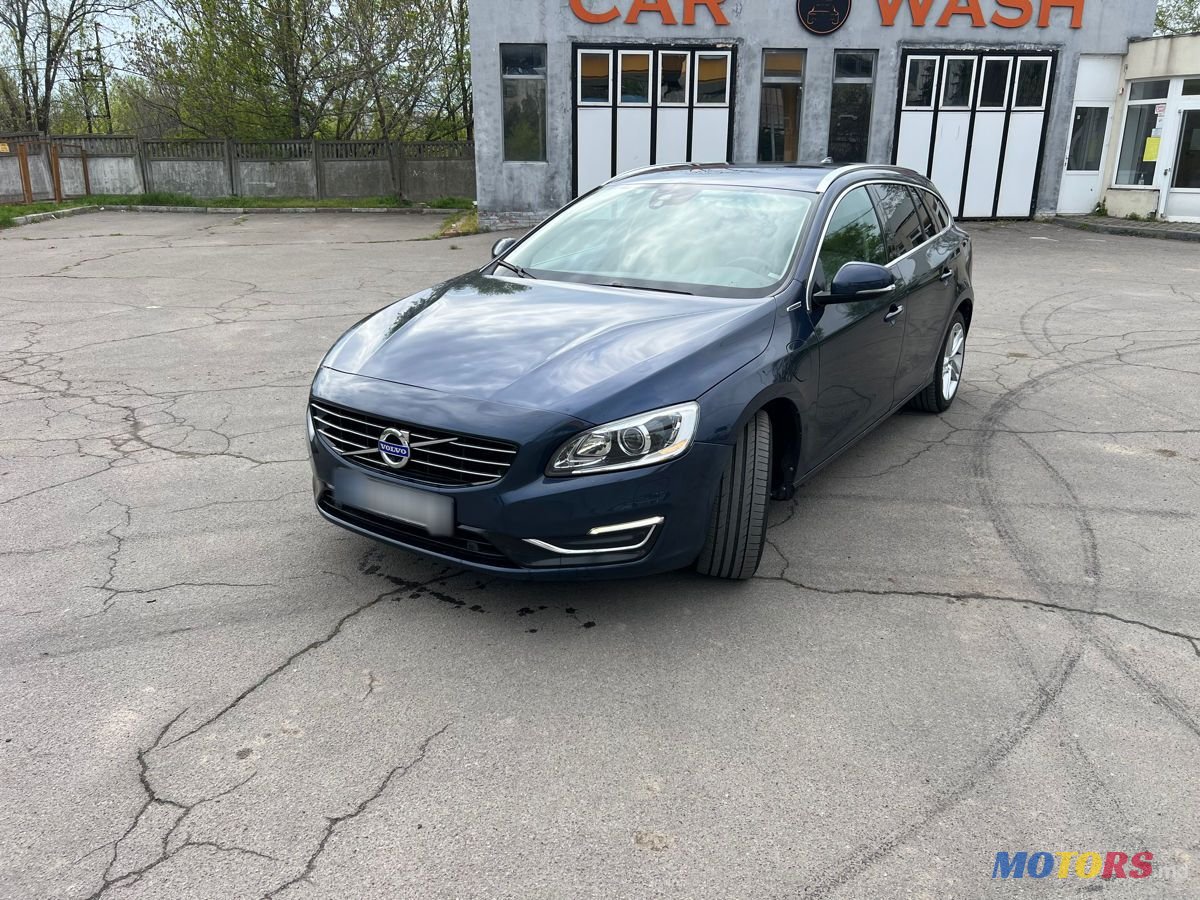 2014' Volvo V60 photo #6