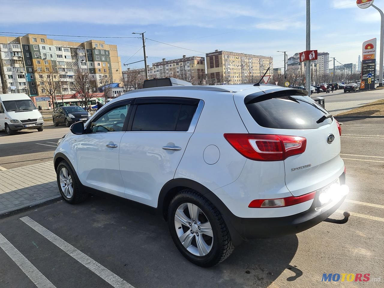 2011' Kia Sportage photo #3