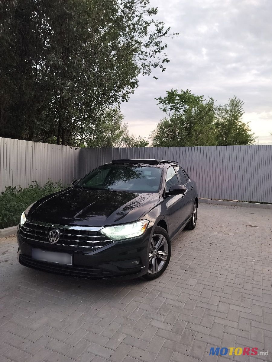 2019' Volkswagen Jetta photo #2