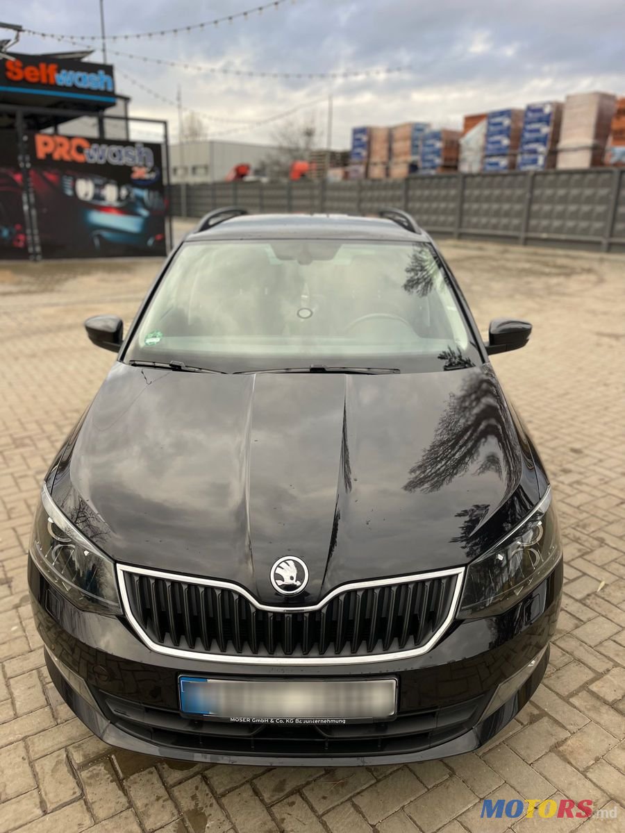 2016' Skoda Fabia photo #1