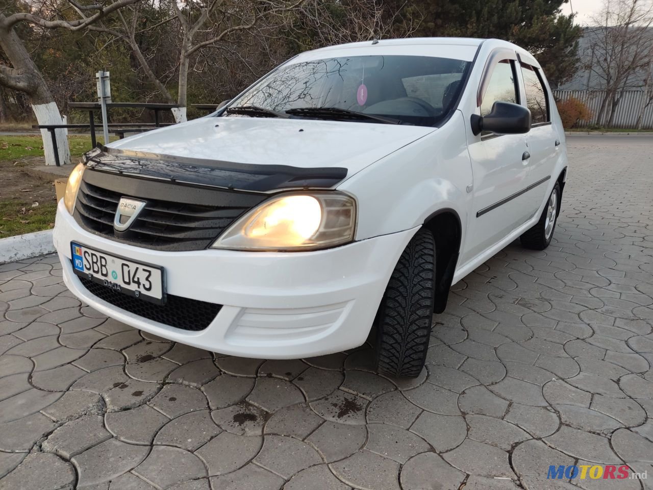 2010' Dacia Logan photo #1
