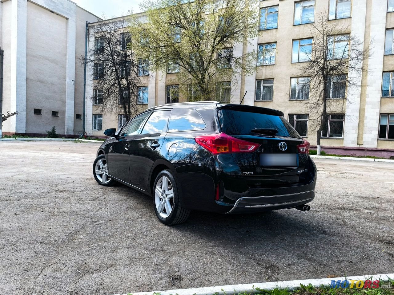 2014' Toyota Auris photo #6