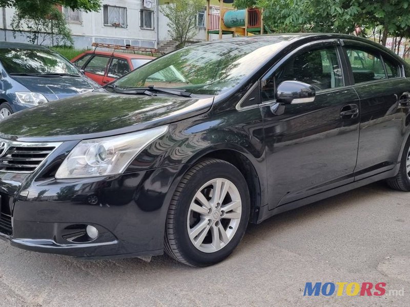 2012' Toyota Avensis photo #5