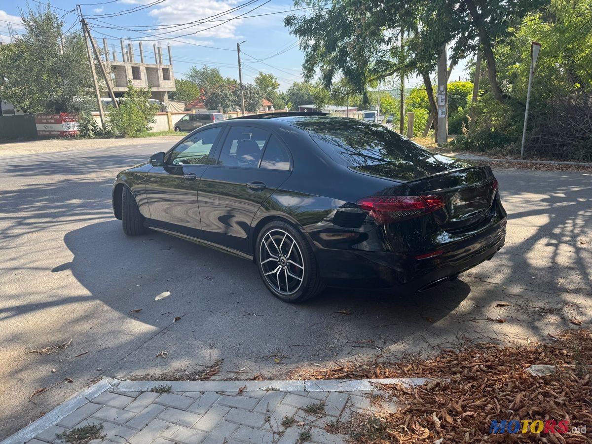 2021' Mercedes-Benz E-Class photo #3