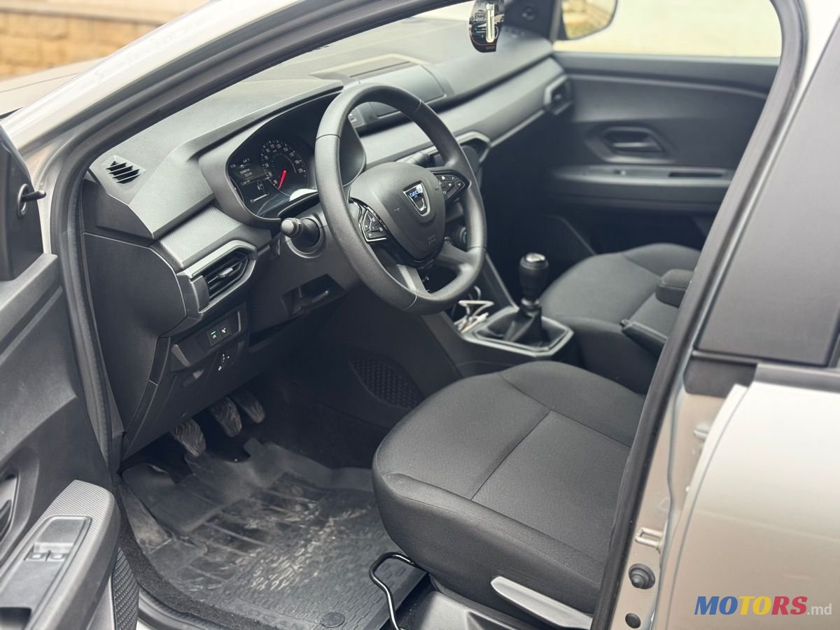 2022' Dacia Logan photo #6