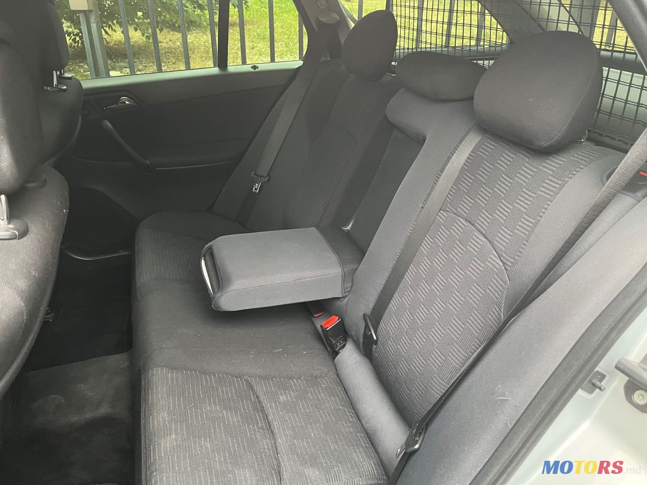 2006' Mercedes-Benz C Класс photo #6