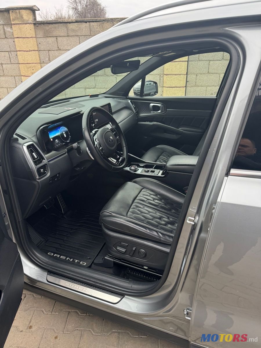 2020' Kia Sorento photo #5