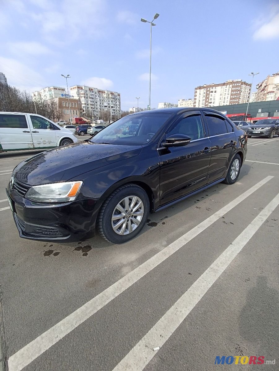 2013' Volkswagen Jetta photo #2