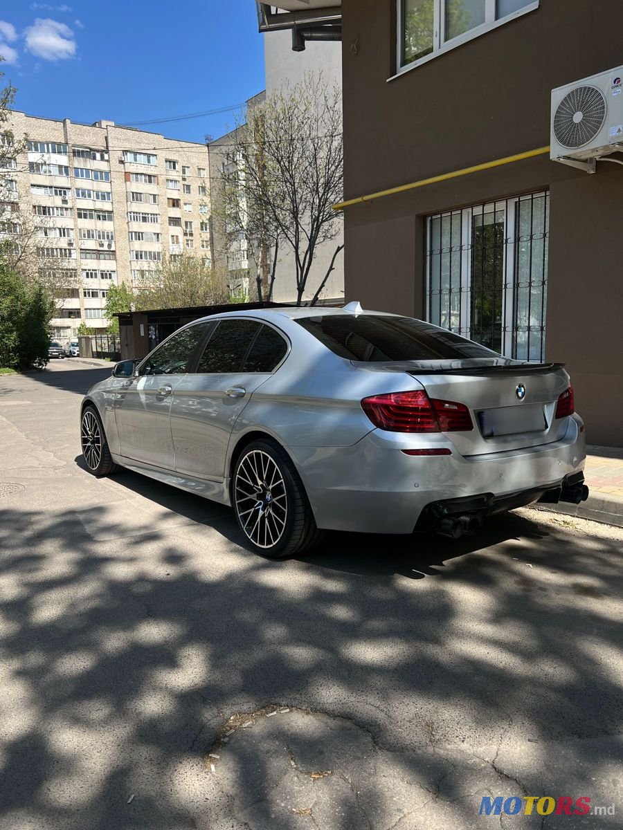 2015' BMW 5 Series photo #3