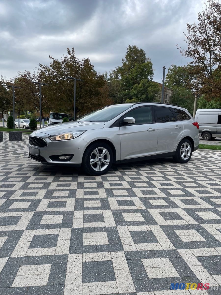 2017' Ford Focus photo #3