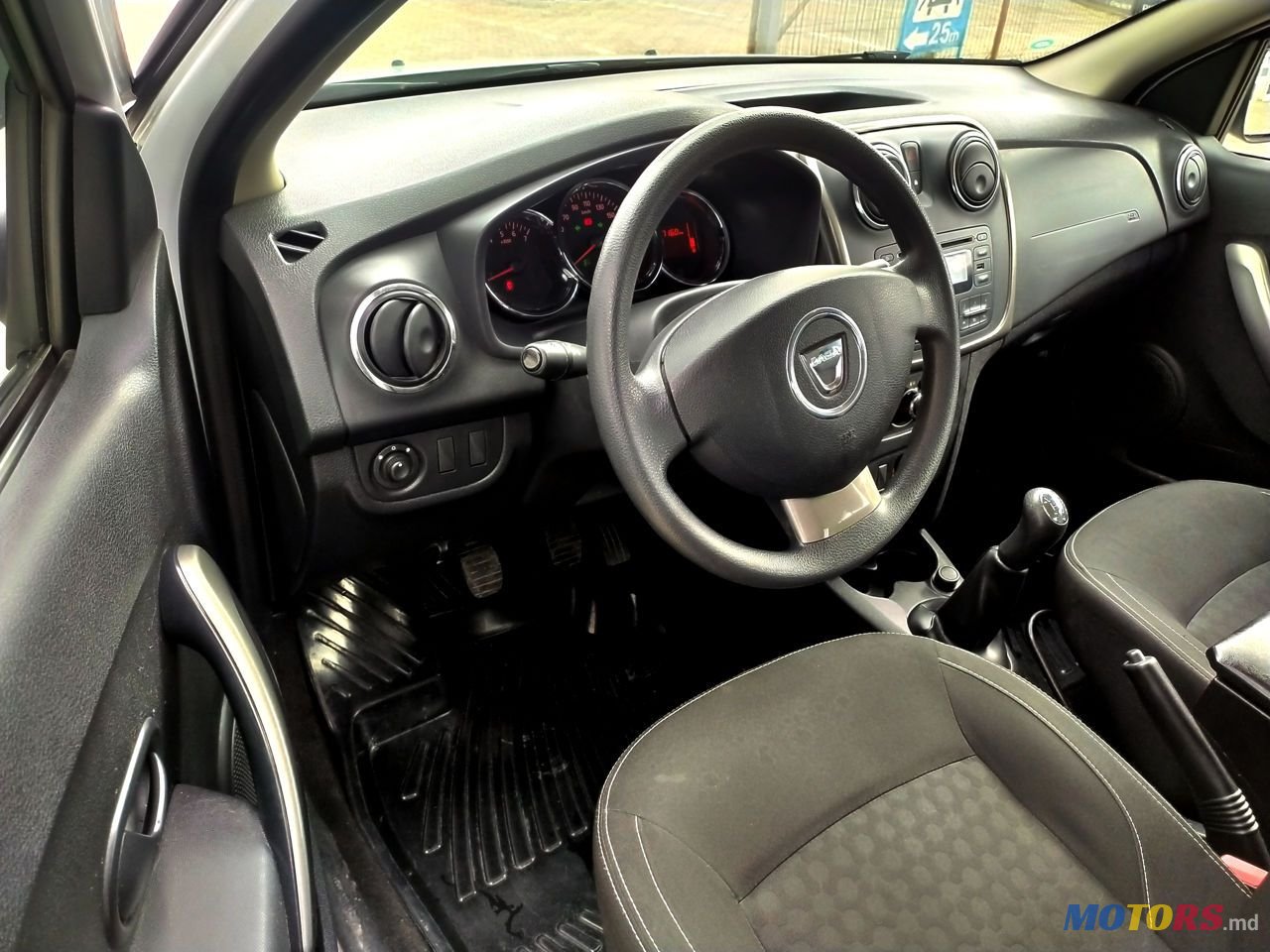 2015' Dacia Logan photo #5