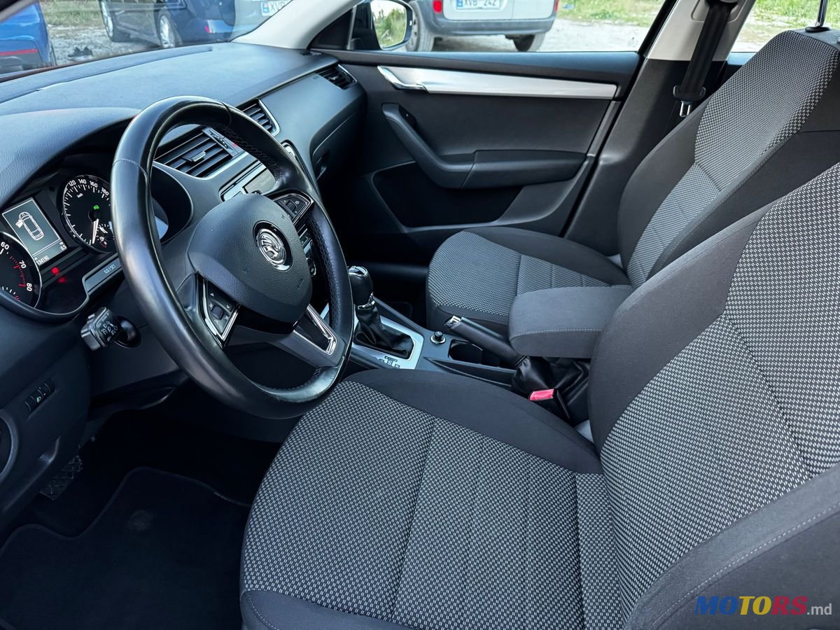 2016' Skoda Octavia photo #5