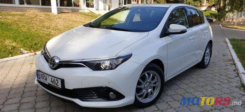 2016' Toyota Auris photo #1