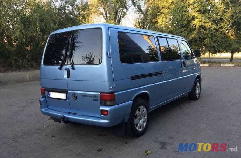 2000' Volkswagen Caravelle photo #1