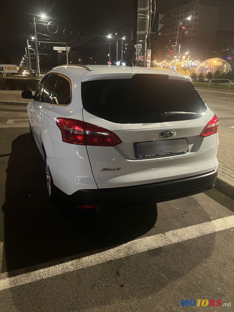 2017' Ford Focus photo #2