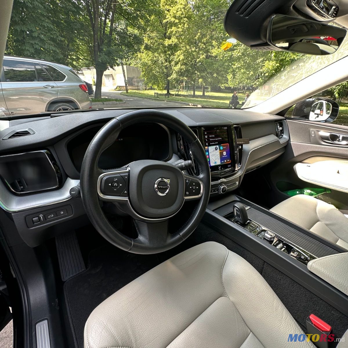 2020' Volvo XC60 photo #5