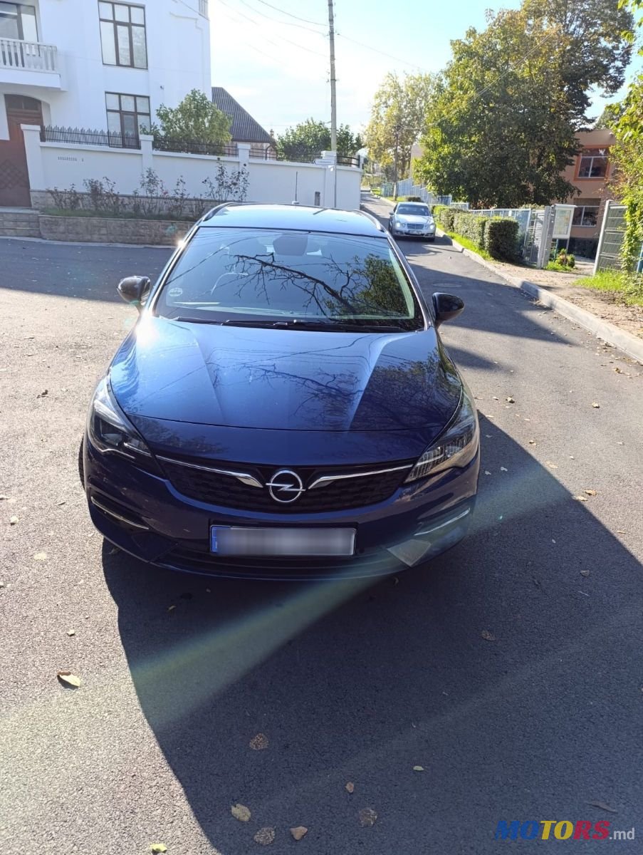 2021' Opel Astra photo #2