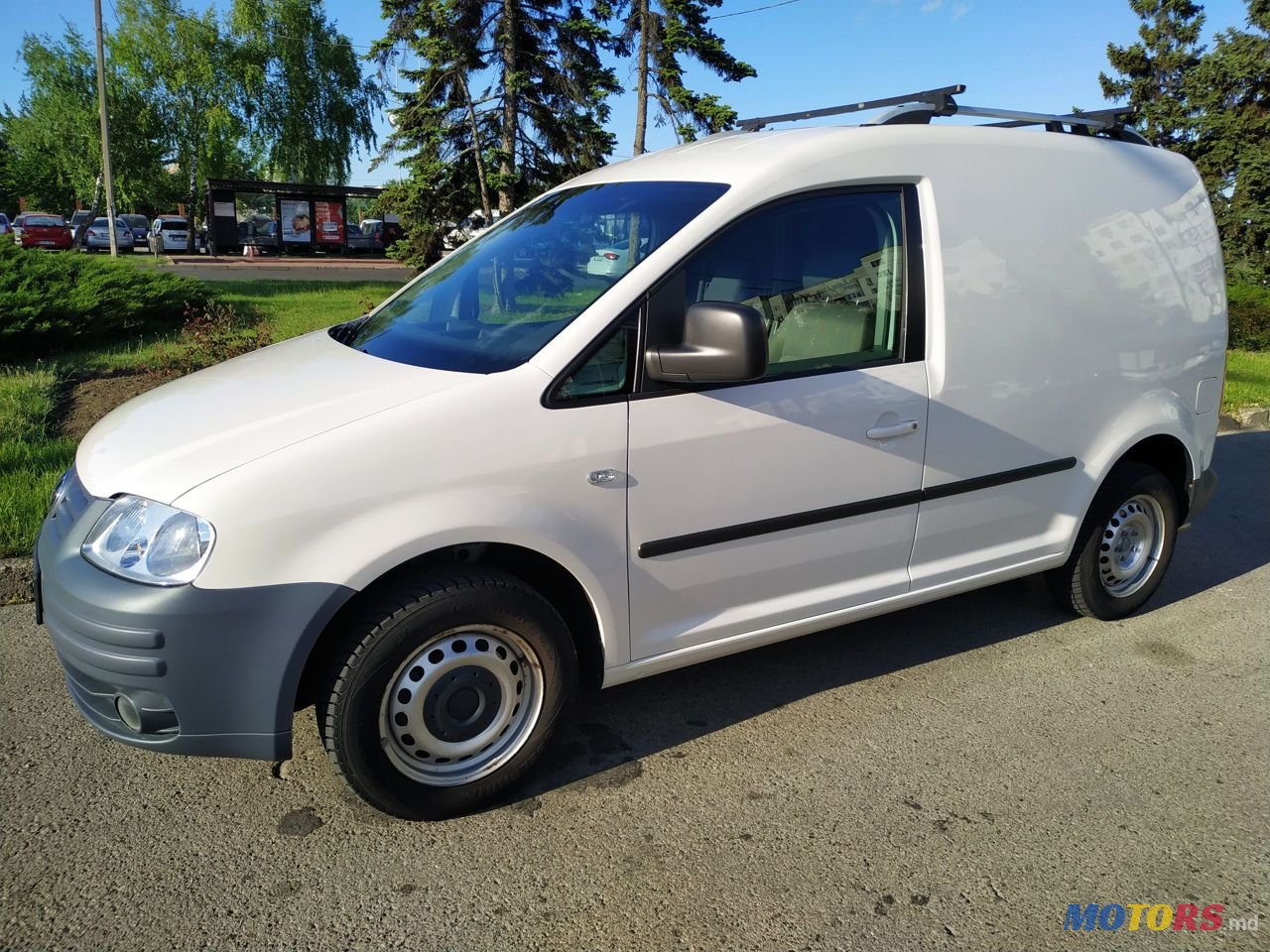 2007' Volkswagen Caddy photo #2