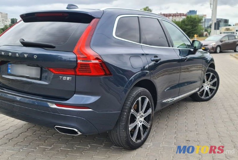 2018' Volvo XC60 photo #2