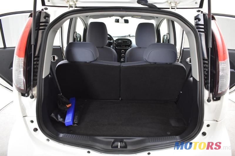 2016' Citroen C-Zero photo #4