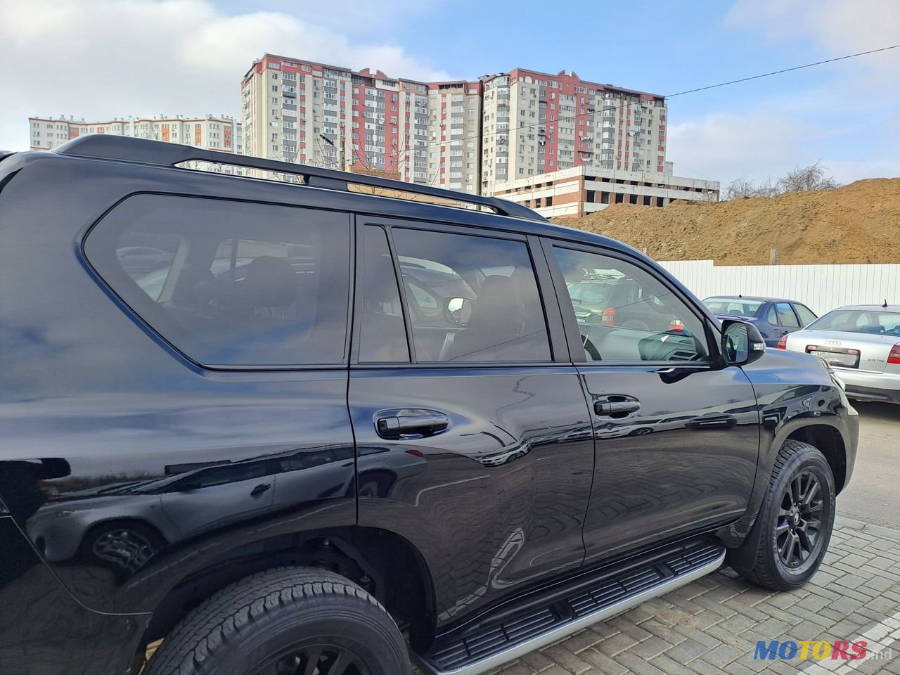 2021' Toyota Land Cruiser Prado photo #4