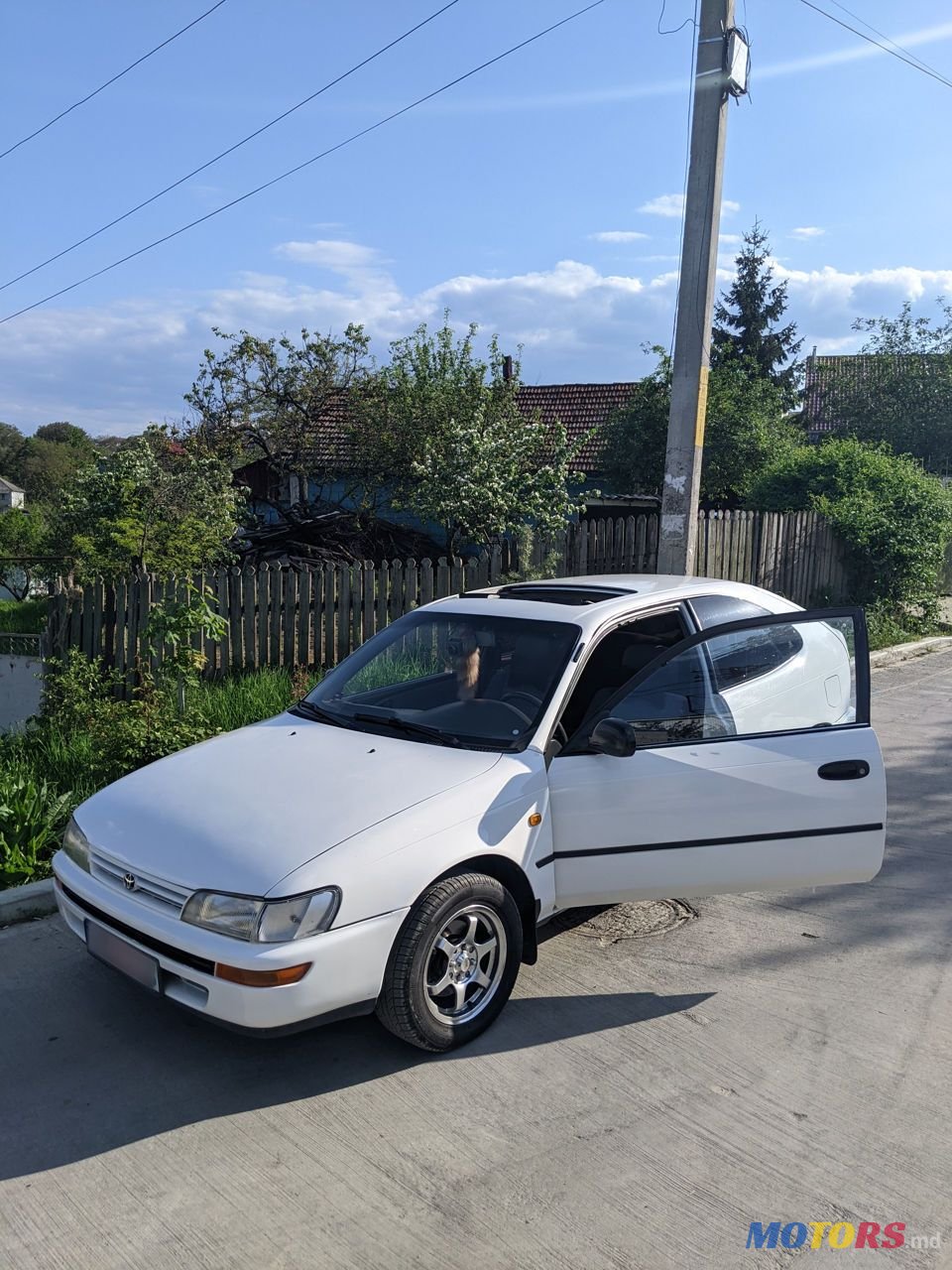 1995' Toyota Corolla photo #1