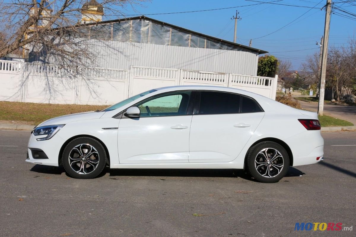 2019' Renault Megane photo #6