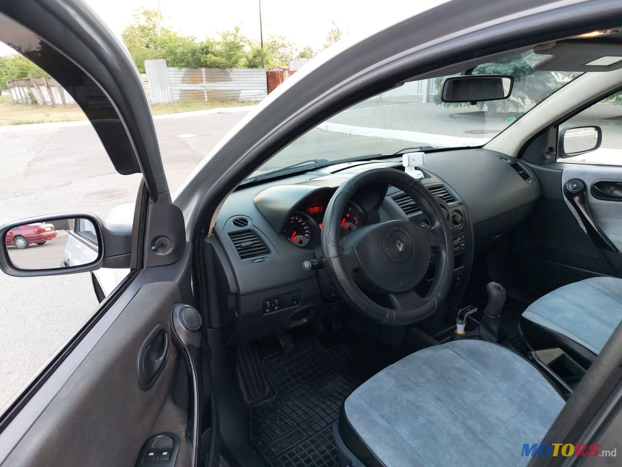 2006' Renault Megane photo #6