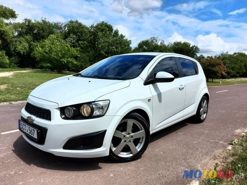 2012' Chevrolet Aveo photo #3