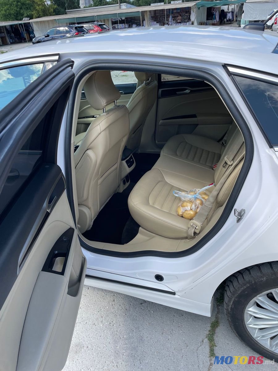 2016' Ford Fusion photo #3