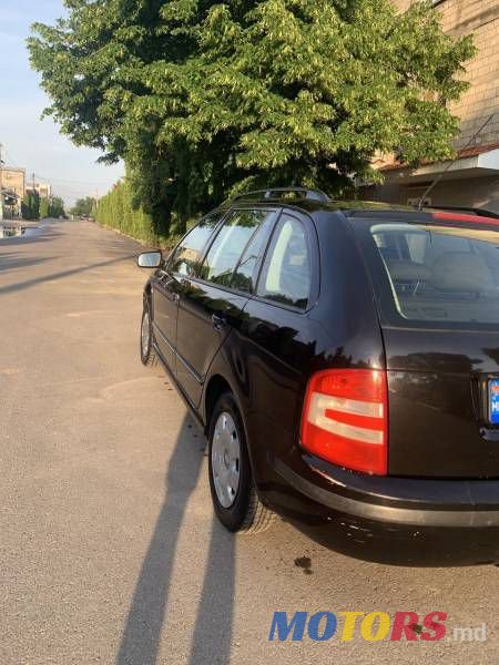 2004' Skoda Fabia photo #6