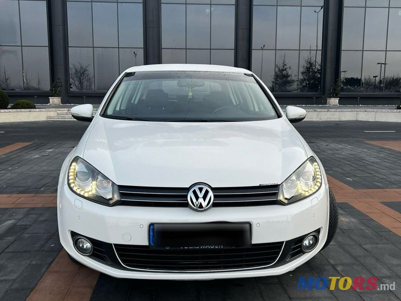 2012' Volkswagen Golf photo #2