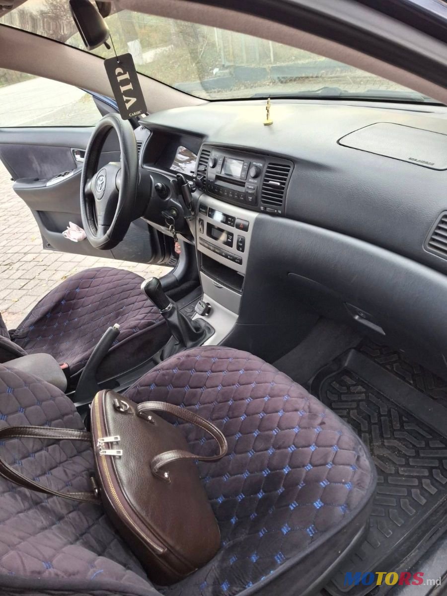 2003' Toyota Corolla photo #2
