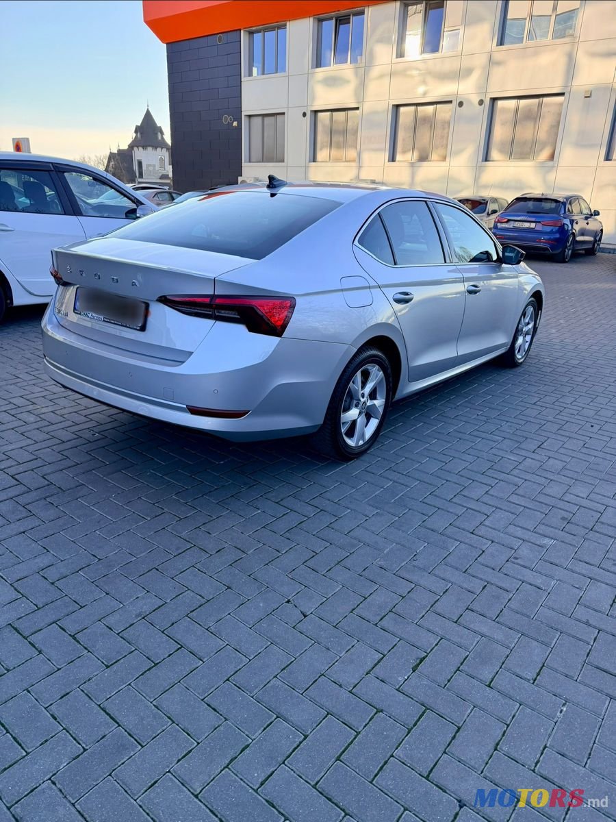 2020' Skoda Octavia photo #2